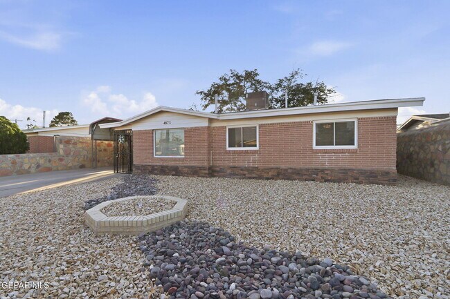 Building Photo - 4873 Mcgregor Dr