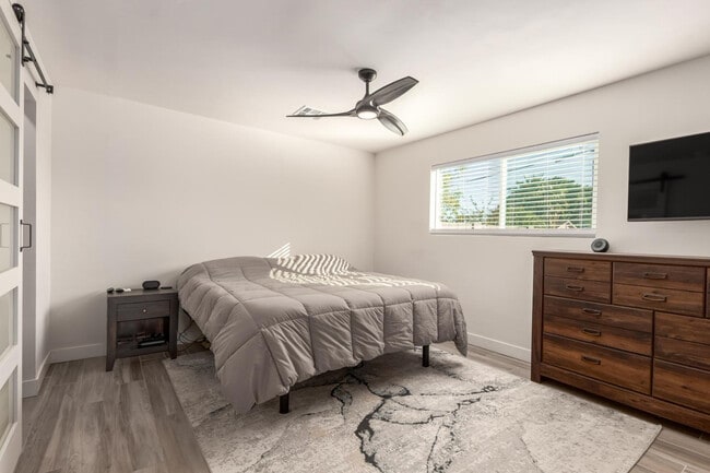 Building Photo - 6701 E Culver St