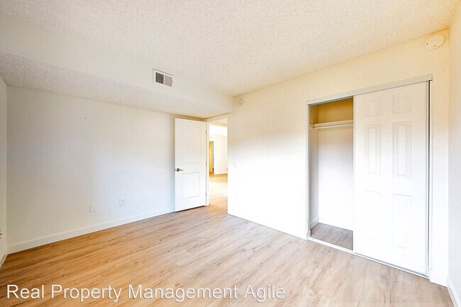 Building Photo - 3 br, 2 bath House - 31291 E Nine Drive