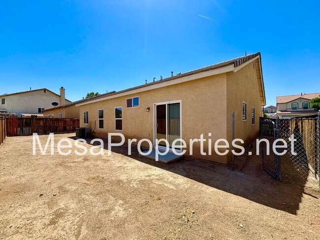 Building Photo - 15219 Hallmark Ln