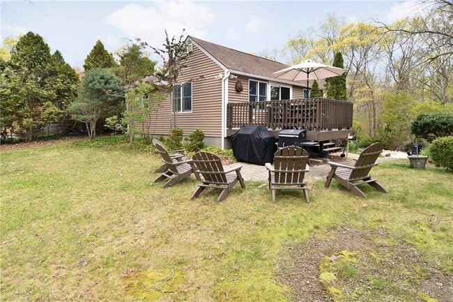 Building Photo - 390 Pendar Rd