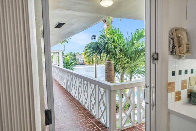 Building Photo - 2400 S Ocean Dr