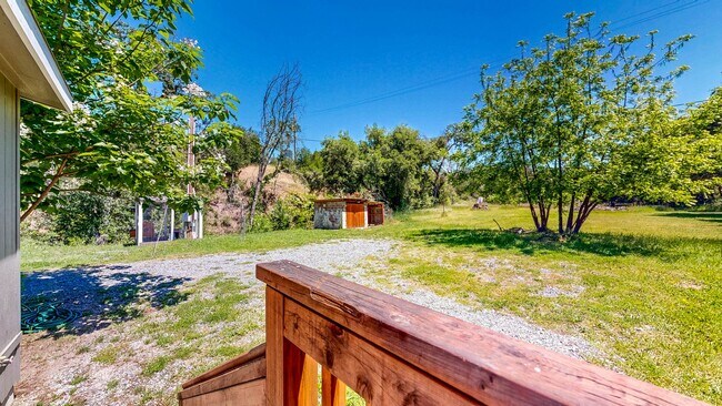 Building Photo - 5326 Briggs Ranch Rd