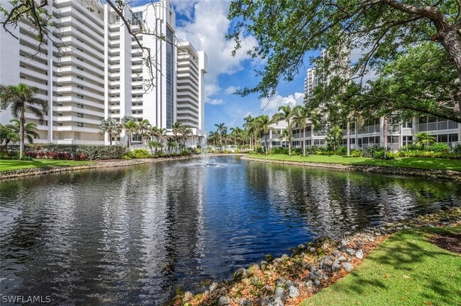 Building Photo - 6371 Pelican Bay Blvd