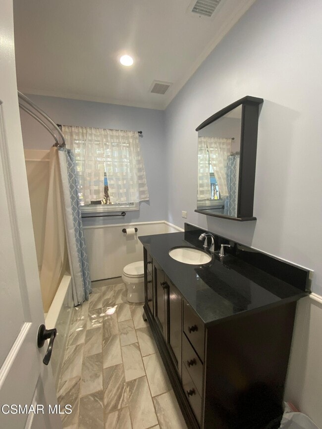 Building Photo - 4511 Barnard St