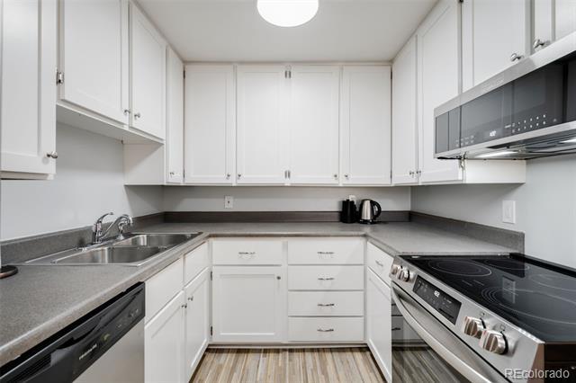 Building Photo - 5099 S Linden Dr