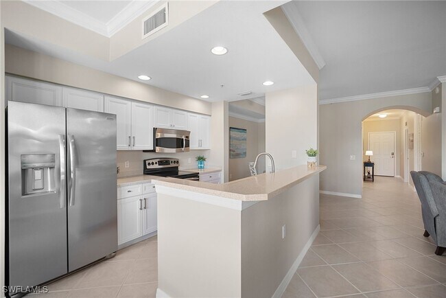 Building Photo - 10265 Heritage Bay Blvd