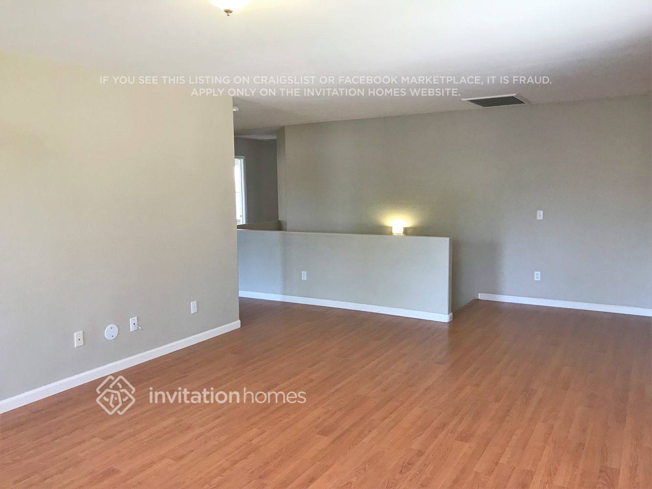 Building Photo - 4125 E Hide Trail