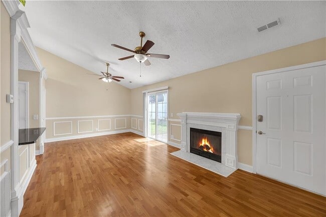 Building Photo - 3085 Barnwood Crossing NW
