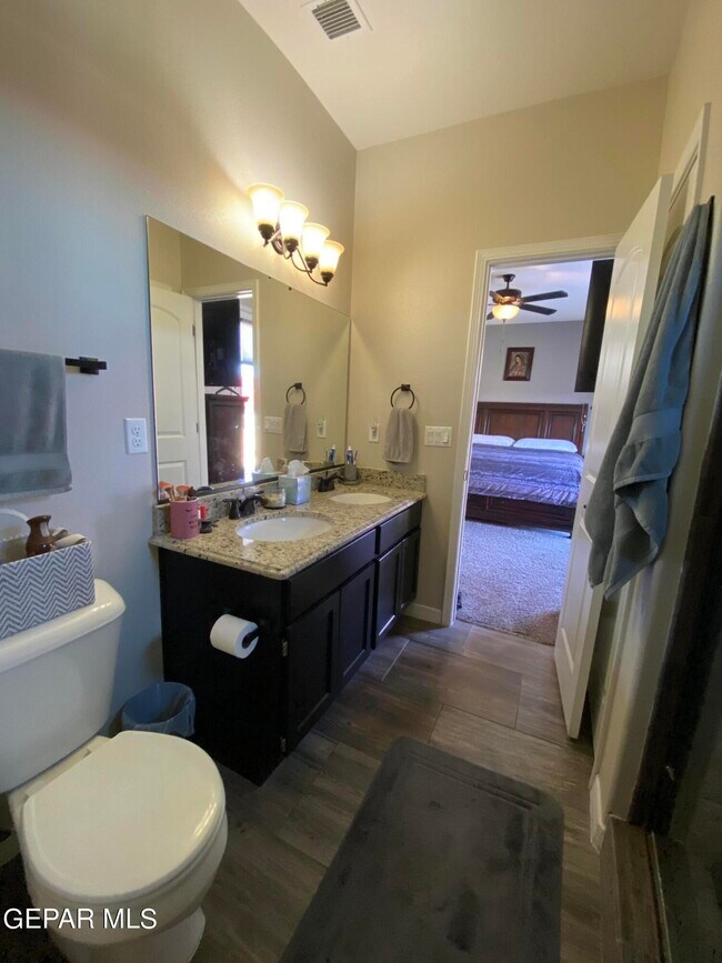 Building Photo - 7013 Long Meadow Dr