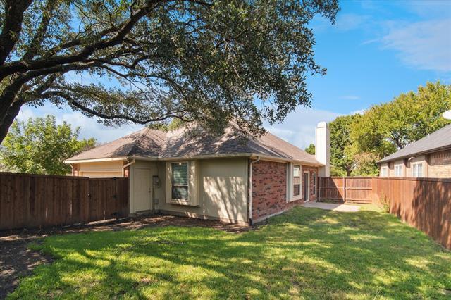 Building Photo - 9921 Carmel Valley Dr