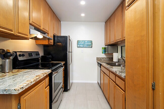 Building Photo - 4007 Everts St
