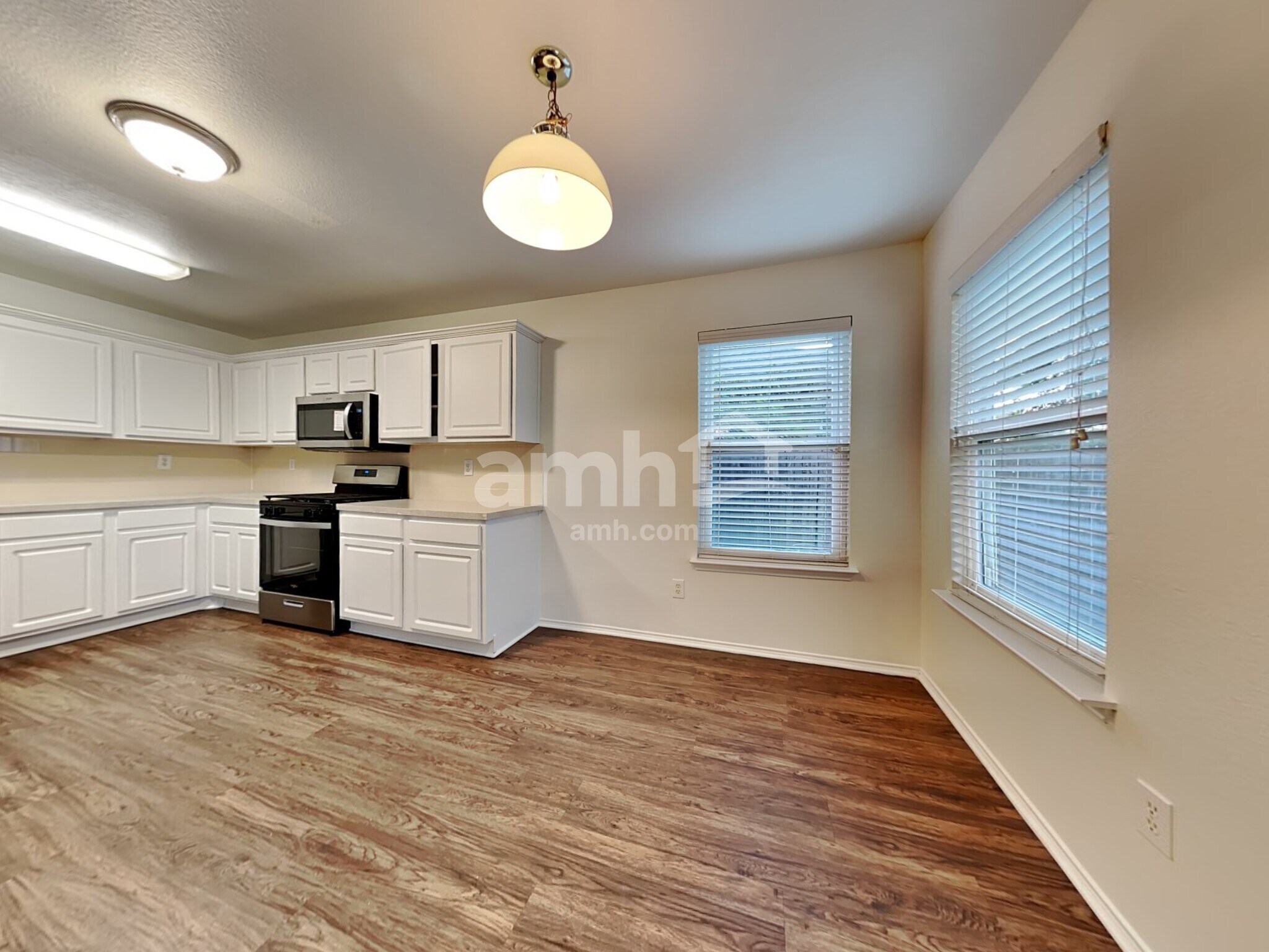 Building Photo - 1135 Trinity Trl