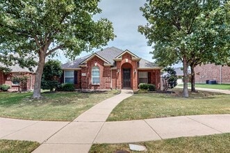 Building Photo - 11680 Mansfield Dr
