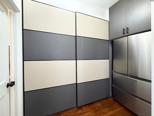 Building Photo - 108 Washington St