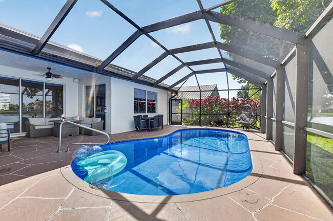 Building Photo - 12466 Baywind Ct
