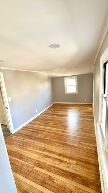 Building Photo - 80 E 1st St