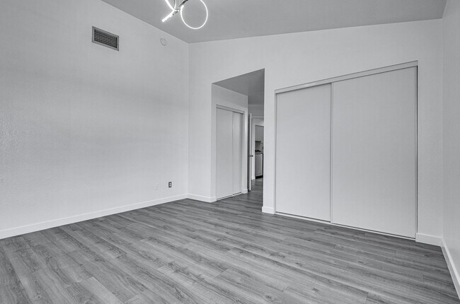 Building Photo - Charming & Bright 3?Bed • 2?Bath Family Ho...