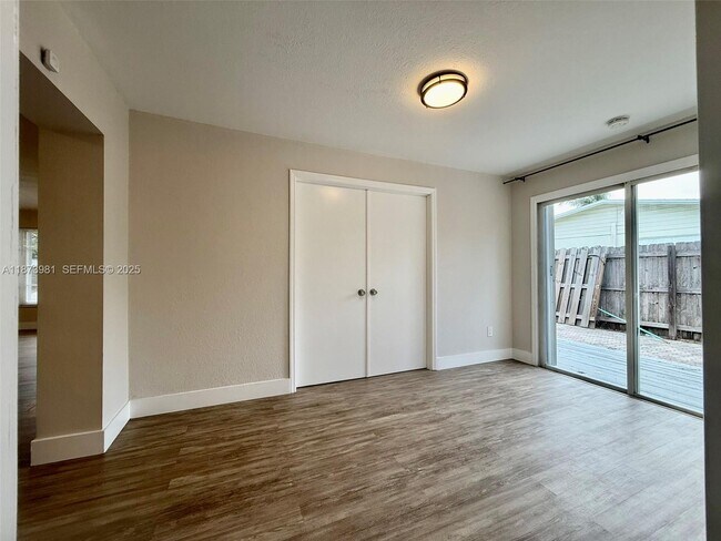 Building Photo - 2730 NE 9th Terrace