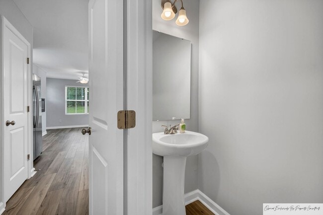 Building Photo - MODERN 3 BEDROOM IN LEXINGTON'S MURRAY VILLAGE