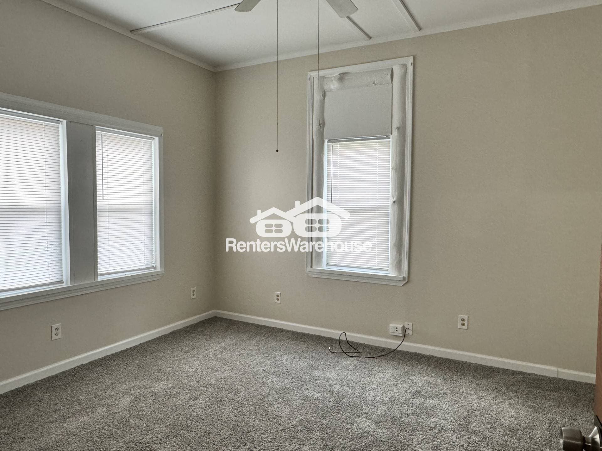 Building Photo - 227 E Marceau St