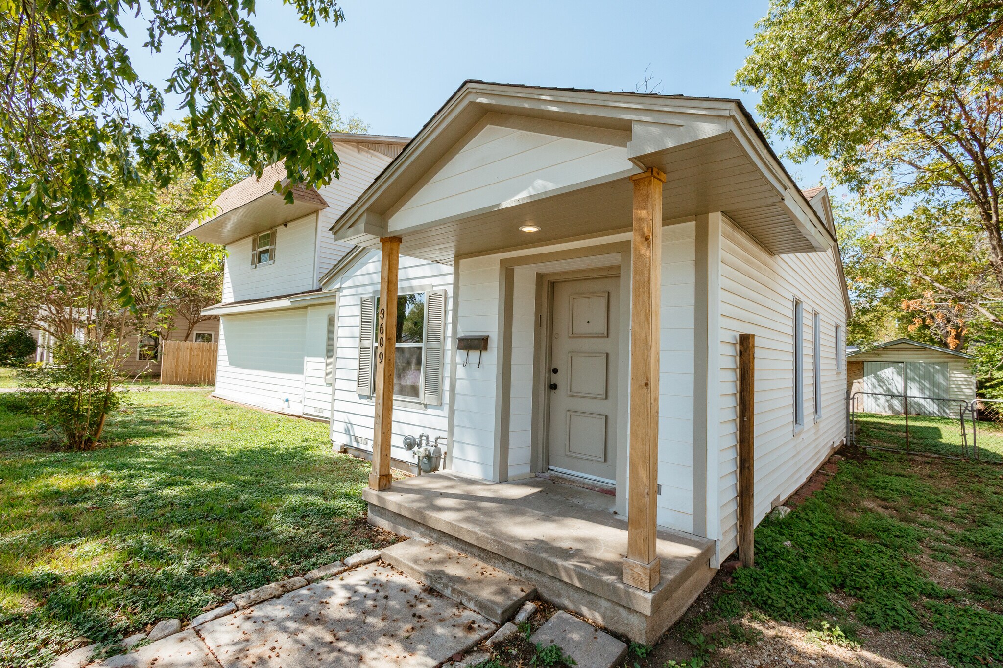 Building Photo - 3609 Cumberland Ave