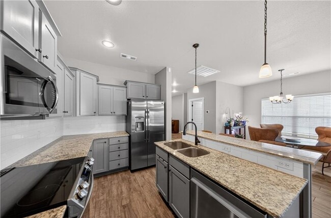 Building Photo - 396 N Torc Ln