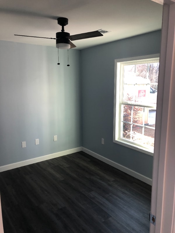 Building Photo - 610 Lesia Ln
