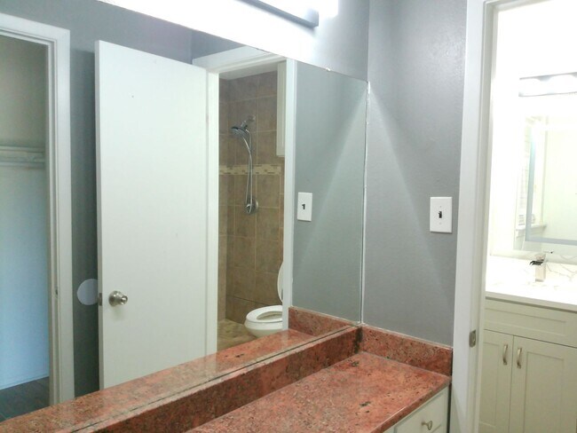 Building Photo - 1822 Volga Dr