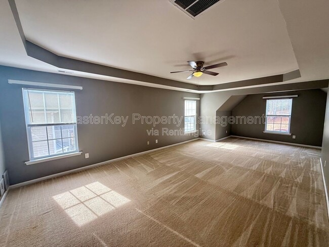 Building Photo - 105 Penncross Dr