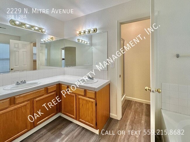 Building Photo - 2229 N Mitre Ave