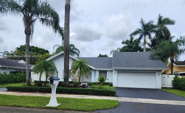 Building Photo - 14221 SW 106th Terrace