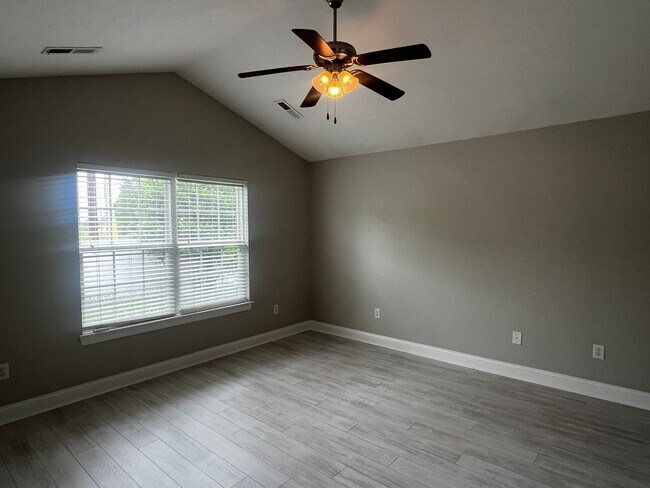 Building Photo - JULY SPECIAL !!! $150.00 OFF YOUR FIRST 2 ...