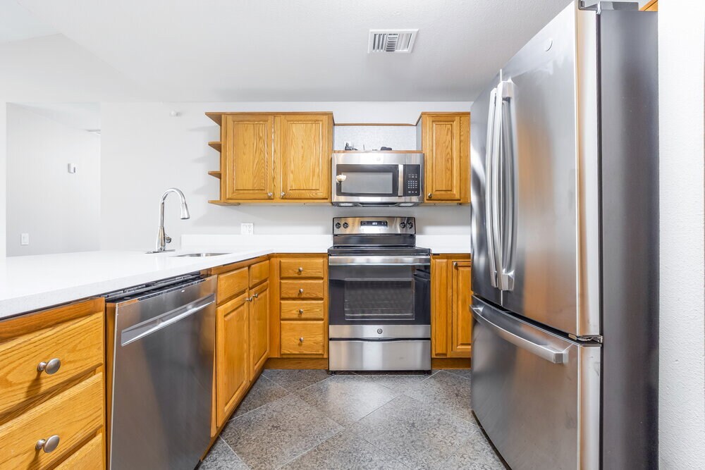Building Photo - 2051 N Villas Ln