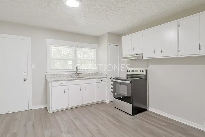 Building Photo - 106 Keyes St