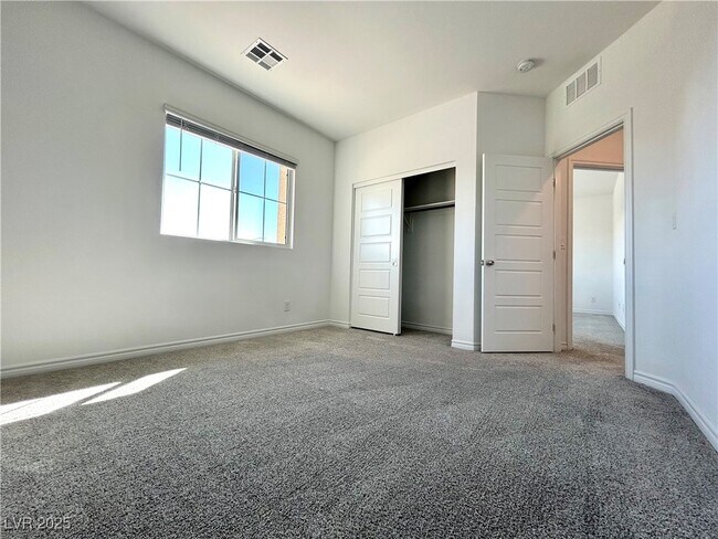 Building Photo - 839 Nova Heights St