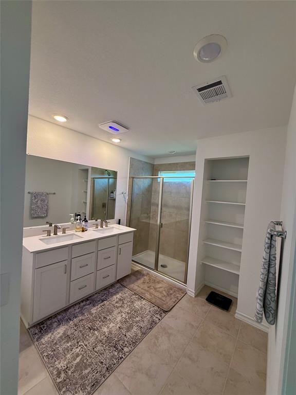 Building Photo - 2909 St Regis Dr