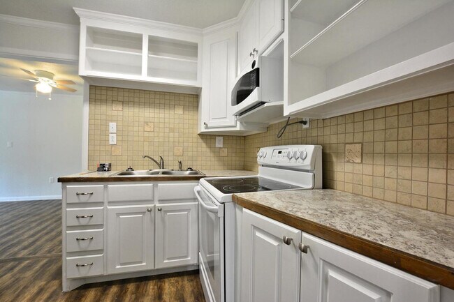 Building Photo - 4816 61st St