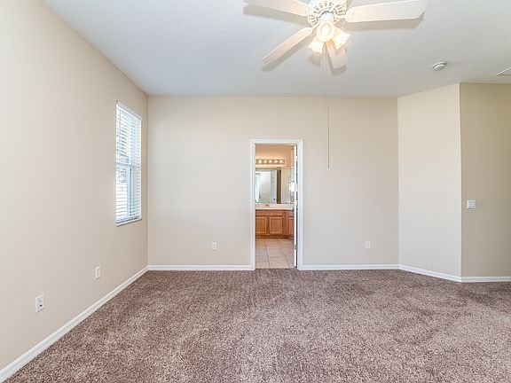 Building Photo - 9712 Heron Pointe Dr