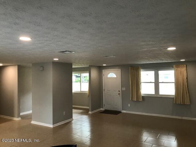 Building Photo - 1403 Osceola Ave