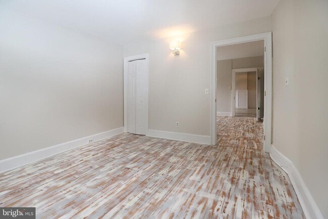 Building Photo - 17 N Franklin St