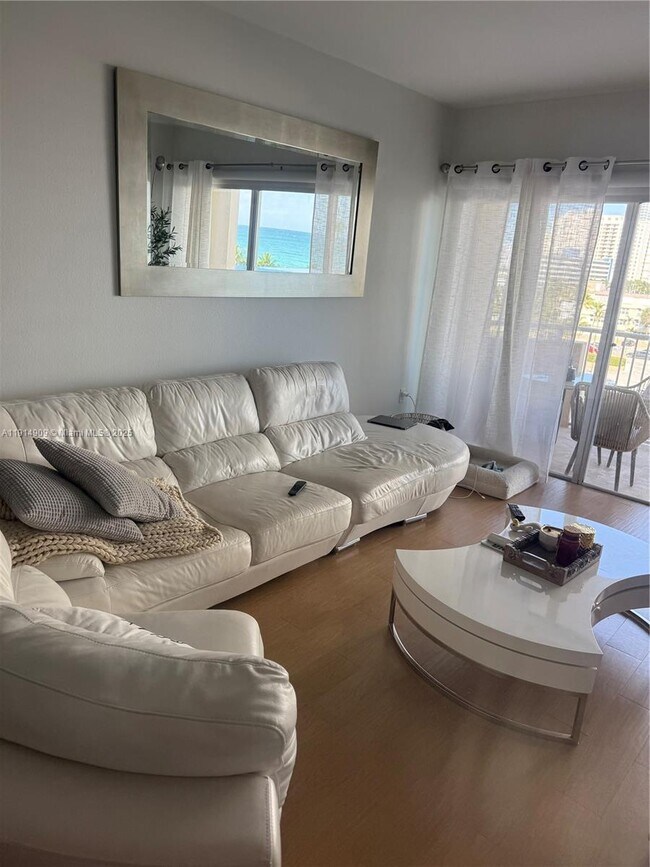 Building Photo - 1980 S Ocean Dr