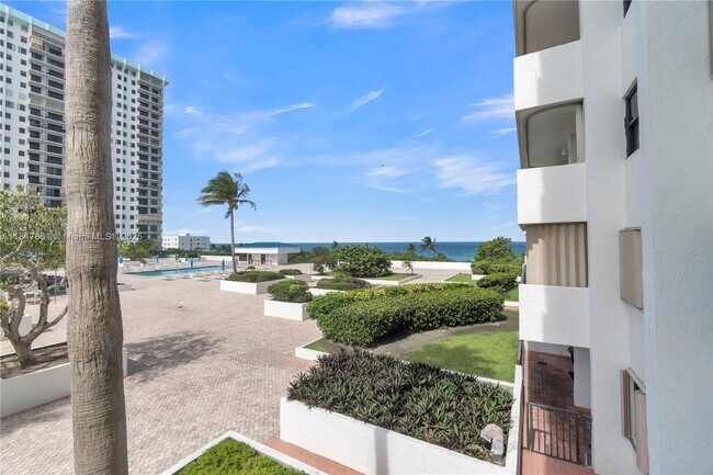 Building Photo - 1201 S Ocean Dr