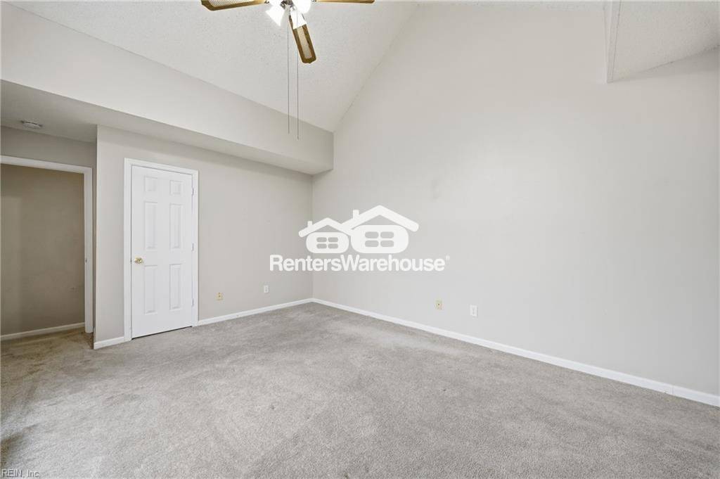 Building Photo - 720 Inlet Quay