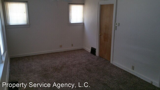 Building Photo - 2 br, 1 bath House - 922 6th St.