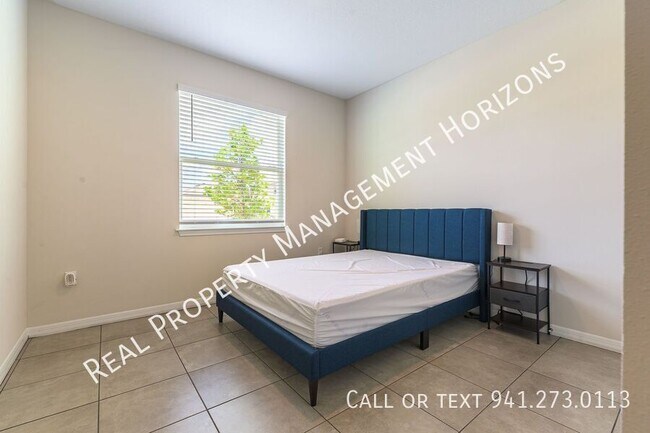 Building Photo - 3637 Turning Tides Ter