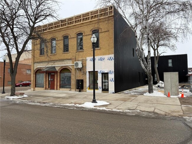 Building Photo - 542 Benson Ave SW