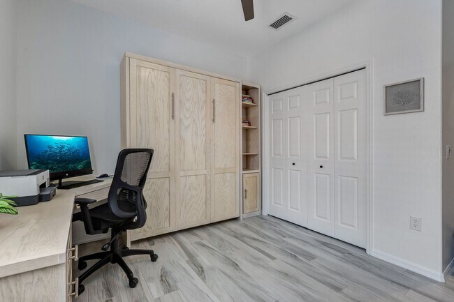 Building Photo - ** REFLECTION LAKES ** 4 BED / 2 BATH - PO...