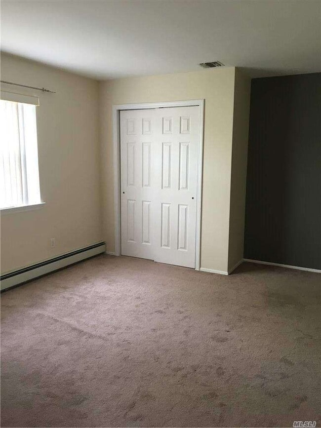 Building Photo - 47 Justin Cir