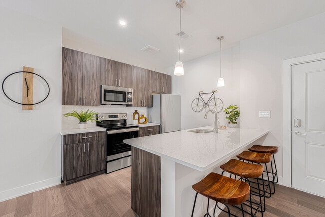 Building Photo - MI Place at First Radio